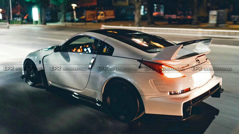 Nissan 350z  rear spoiler  EPR international