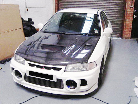Mitsubishi Evolution 4 OEM Hood