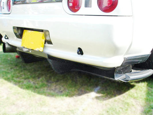 Nissan Skyline R32 GTR GTS TS Style Rear Diffuser w/ Metal Fitting Accessories (3pcs)