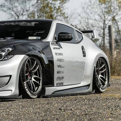 Nissan 09 onwards 370Z Z34 AM Type Side Skirt