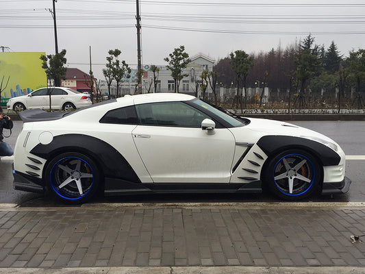 Nissan GTR R35 TP-Style Rear fender canard