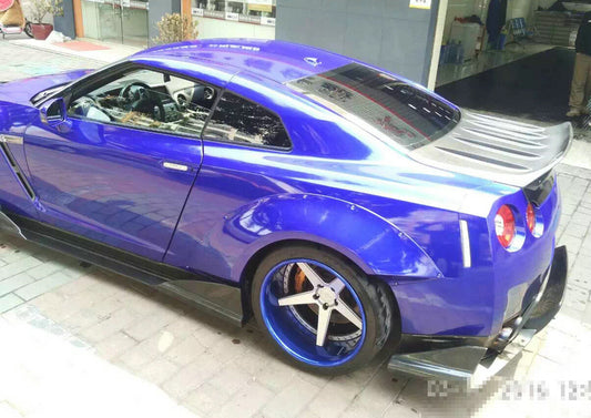 Nissan GTR R35 TP-Style Rear Fender Set