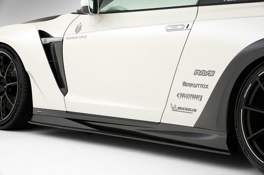 Nissan R35 GTR VRS19 Type Side skirt (with side skirt extension)
