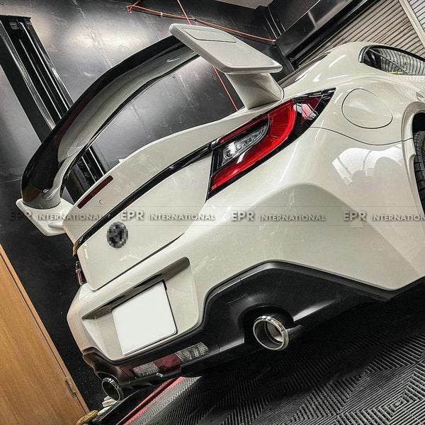 TOYOTA GR86 ZN8 & SUBARU BRZ ZD8 RS Type rear spoiler