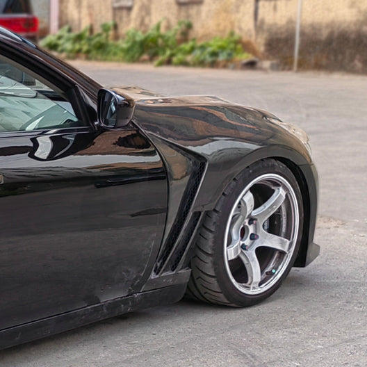 Infiniti G35 EPA Type Front vented fender