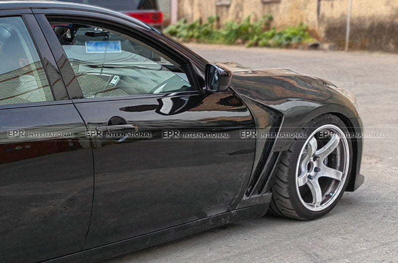 Infiniti G35 EPA Type Front vented fender