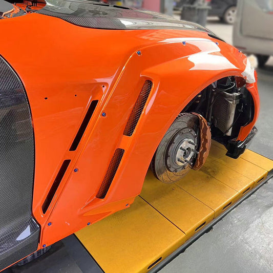 Nissan GTR R35 2017 MY17 GRD Type Fiber Glass Wide body front fender(US IN STOCK)