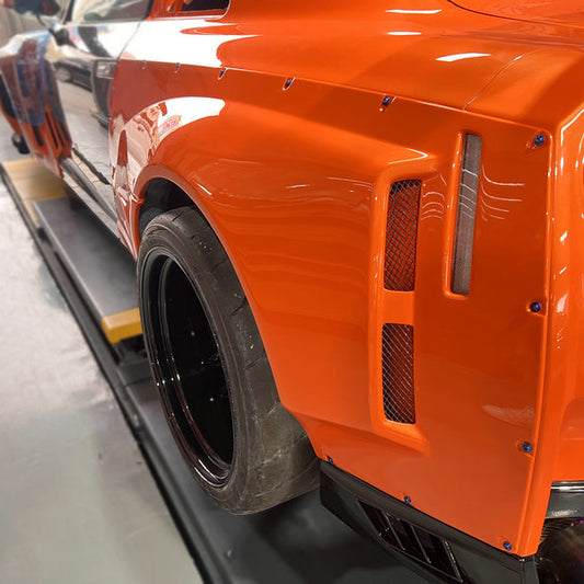 Nissan GTR R35 2017 MY17 GRD Type Fiber Glass Wide body rear fender(US IN STOCK)