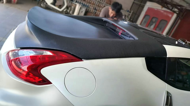 Nissan 09 onwards 370Z Z34 V Type rear trunk (Inc purspec window)