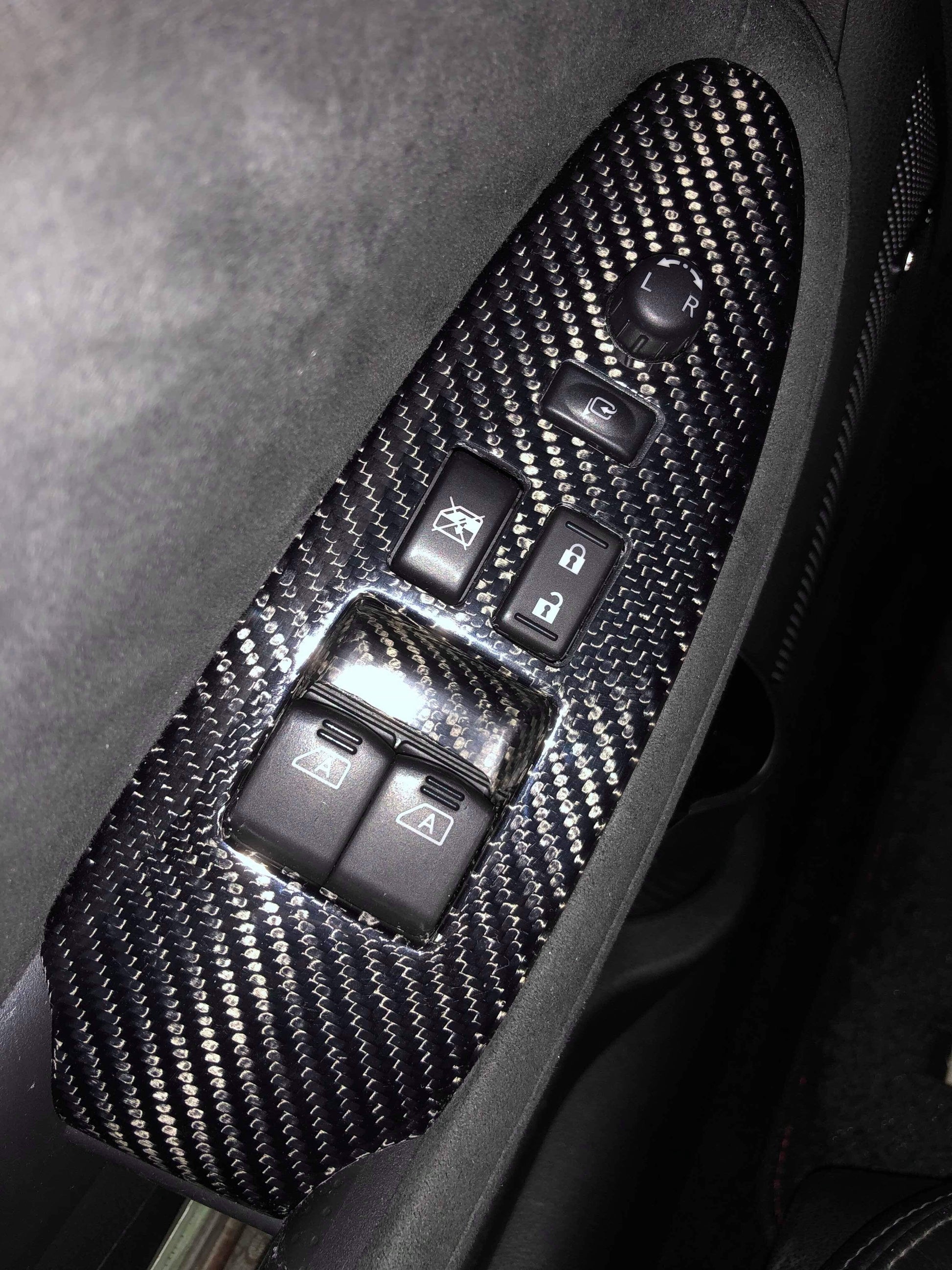 Nissan 370Z Z34 09 onwards Window switch cover (Stick on) LHD Only