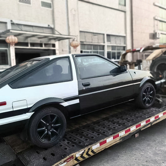 Toyota AE86 Tureno OEM door (Pair)  (Around 6kg)