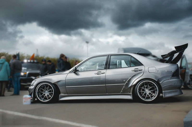 LEXUS 98-05 Lexus IS200 Altezza XE10 EPA Style front fender +35mm