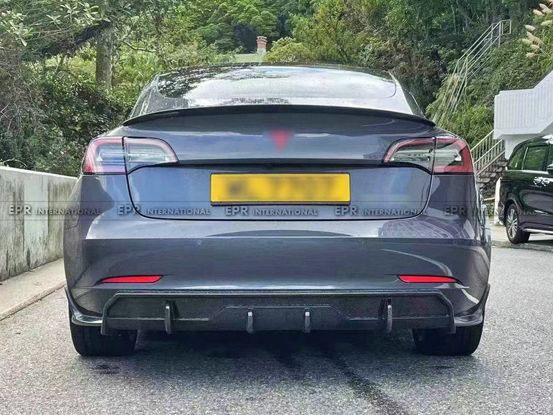Tesla Model 3 RZ Type Rear Spat & diffuser 3pcs