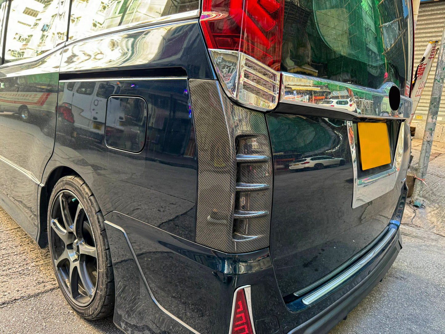 Toyota Noah Voxy ZZR80 SBLKV1 Type Rear Conrner duct panel (Not for clearance sonar sensors model)