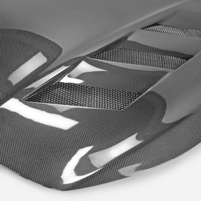 Infiniti Q50 V37 AM type front vented hood