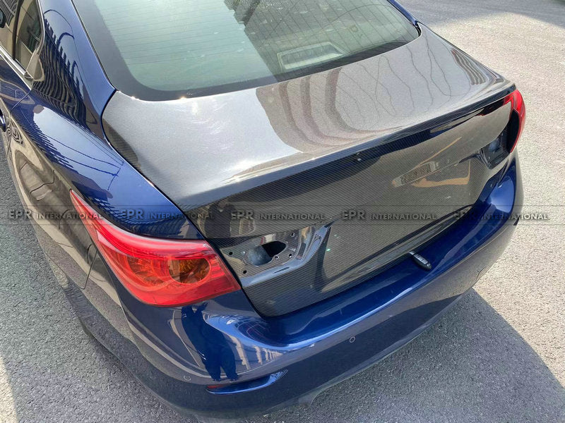 Infiniti Q50 rear trunk