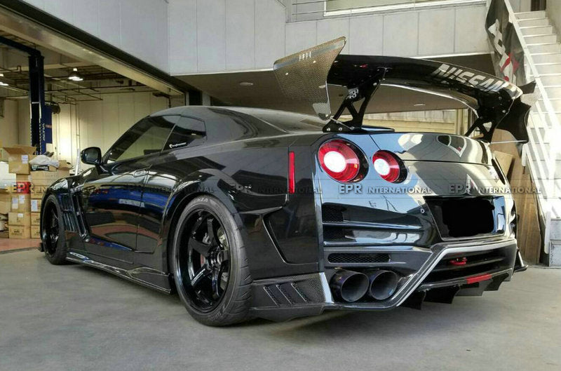Nissan R35 GTR 08-17 (17'Ver TS Style) Rear Fender Flares With Rear Bumper Add On（US IN STOCK）