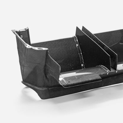 Nissan R35 GTR intercooler air duct