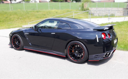 Nissan 2012 on R35 NIS Style Side Skirt