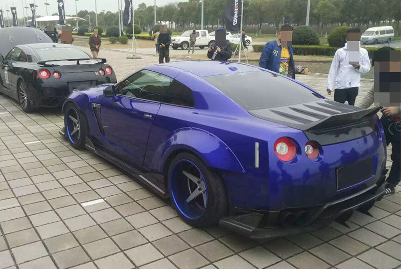 Nissan GTR R35 TP-Style Side Skirt Extension