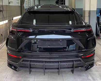 Lamborghini Urus TPC Style Rear Diffuser