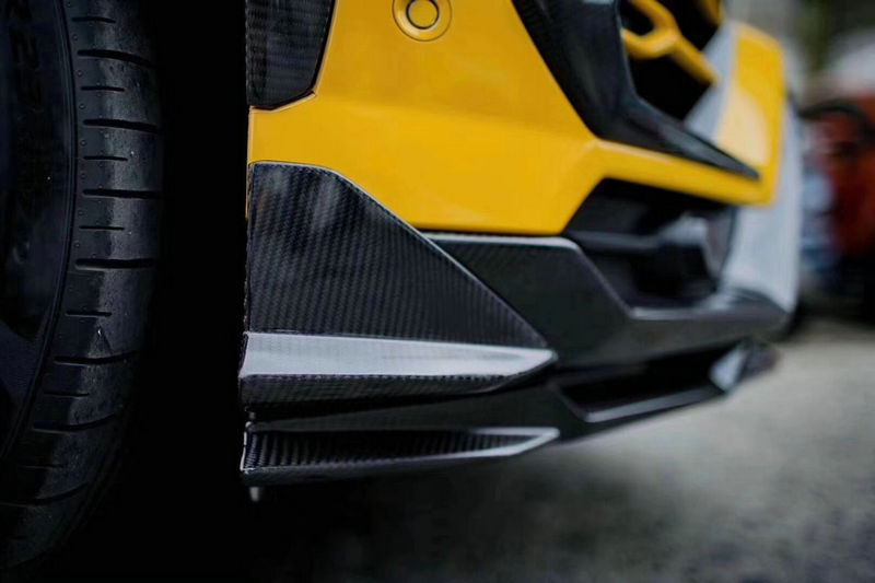 Lamborghini Urus TPC Style Front Upper Lip Splitter