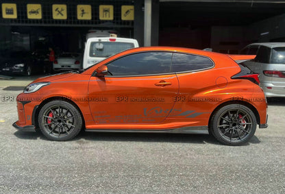TOYOTA GR YARIS GXPA16 VRS Type side skirt