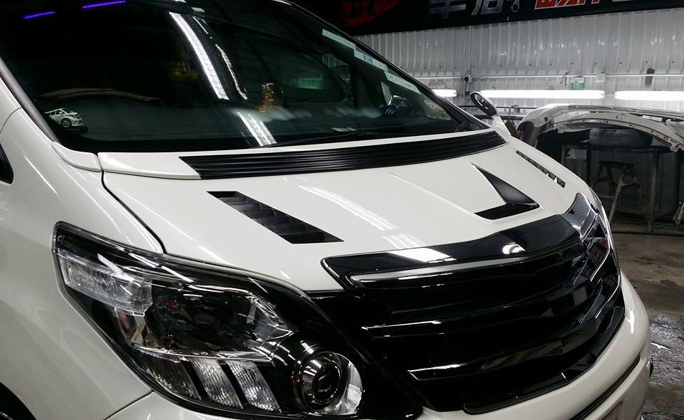 Toyota 08-15 Alphard 20 series AH20 SS Style front hood spoiler