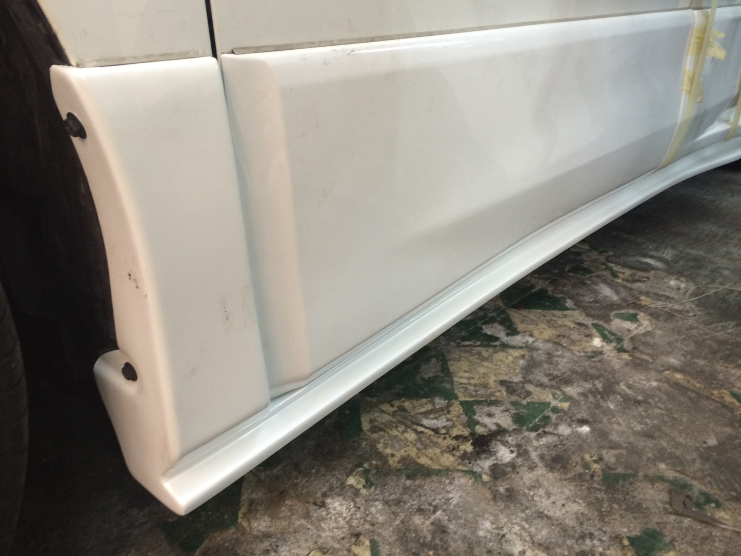 Toyota 08-14 Alphard Vellfire 20 series AH20 SS Style side skirt