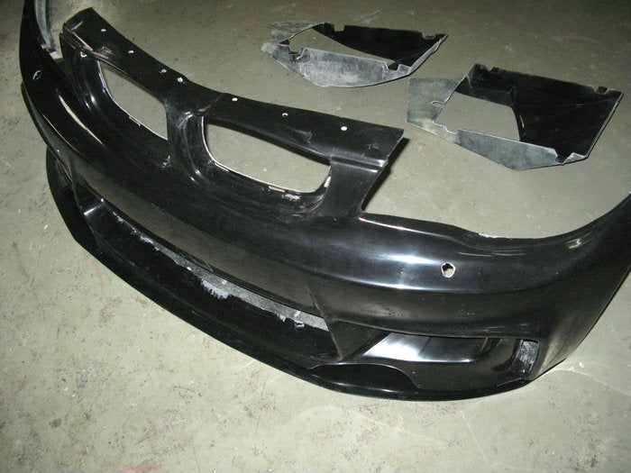 BMW E82 2 Door Coupe E88 2 Door convertible E87 5 Door Hatch 1 Series Rieger Style Front Bumper