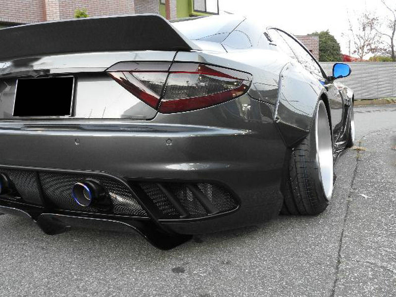 Maserati Gran Turismo LB Style rear spoiler