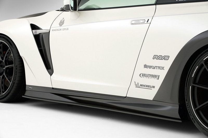 Nissan R35 GTR VRS19 Type Side skirt (with side skirt extension)