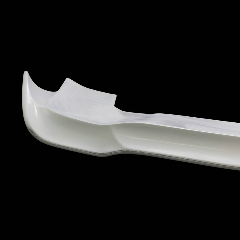 16-19 Nissan Serena C27 Highway Star RO Type Rear spoiler (pre-facelift)