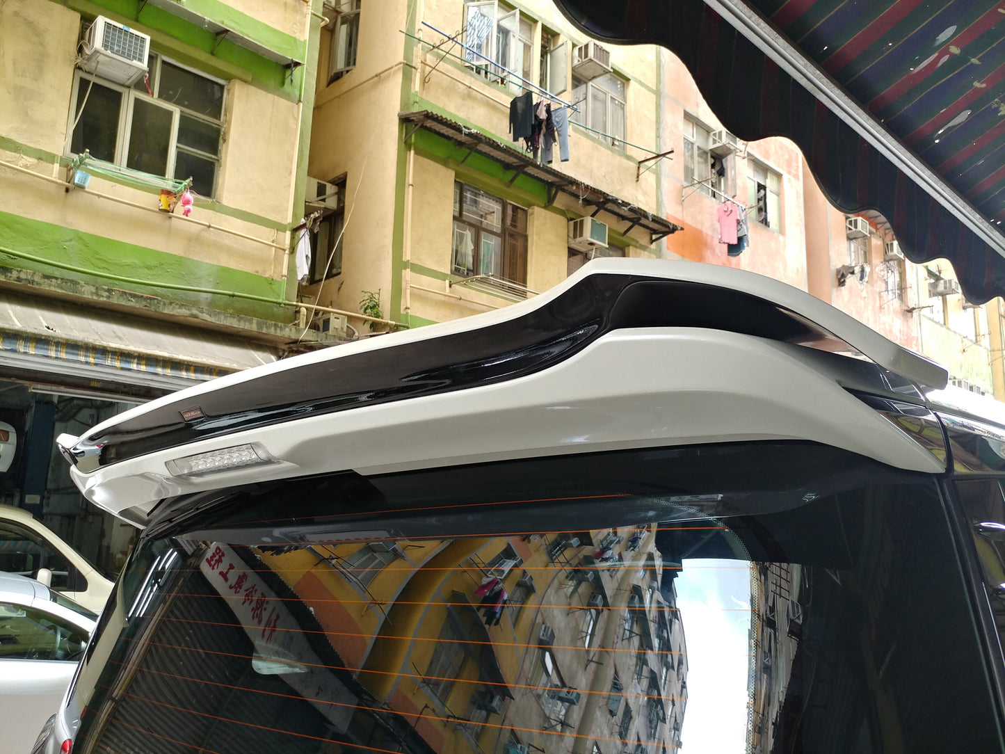 Toyota 15 onwards Vellfire 30 series AH30 SLKB Style rear spoiler