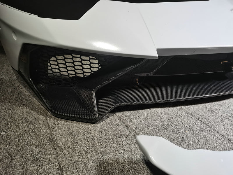 Lamborghini Aventador LP750 SV Type  front bumper