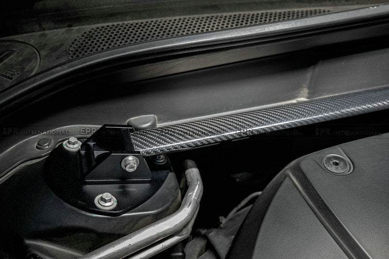 Volvo 2018 up XC60, 2015 up XC90 Dry carbon front strut brace