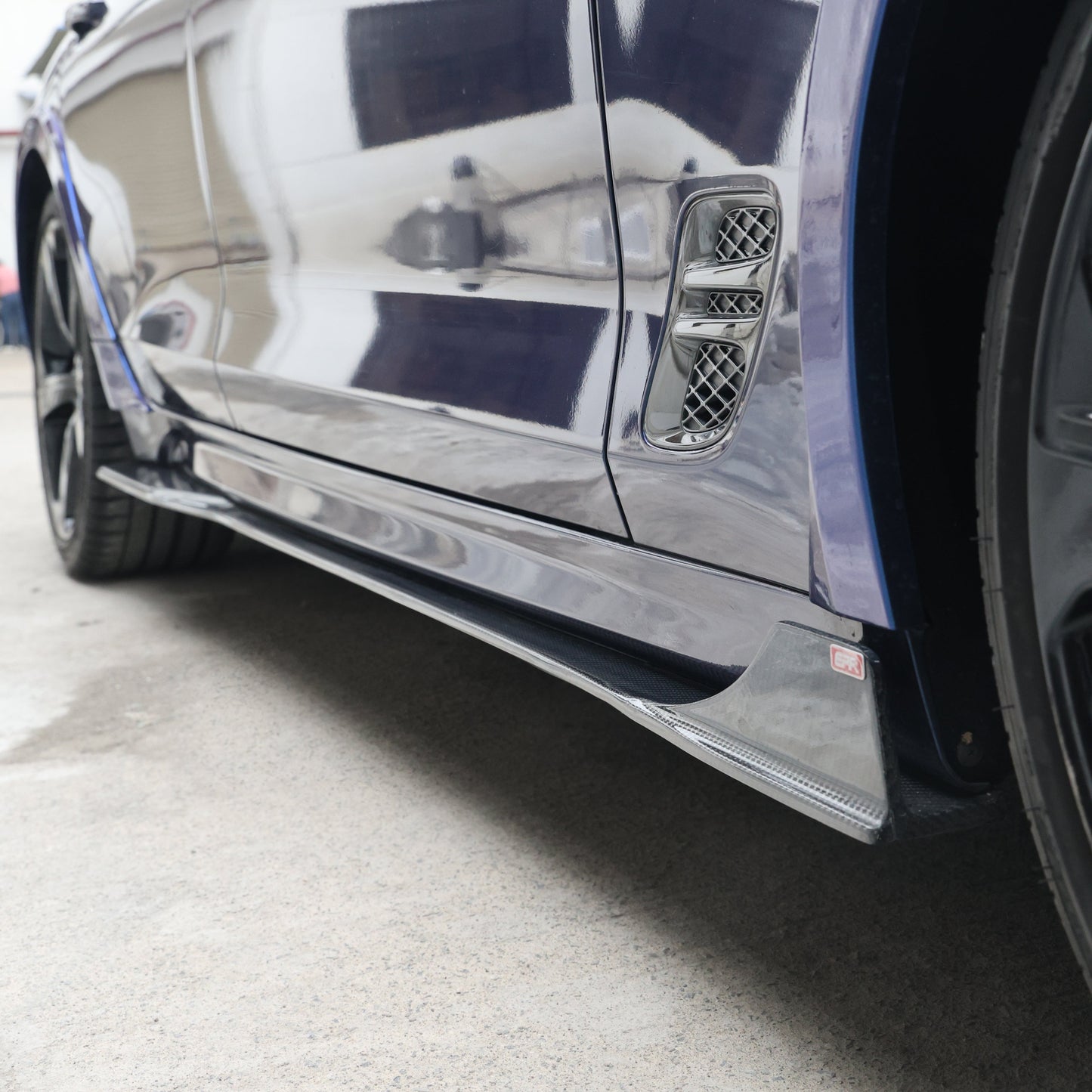 Genesis 2022 G70 facelift Hyperblade side skirt 