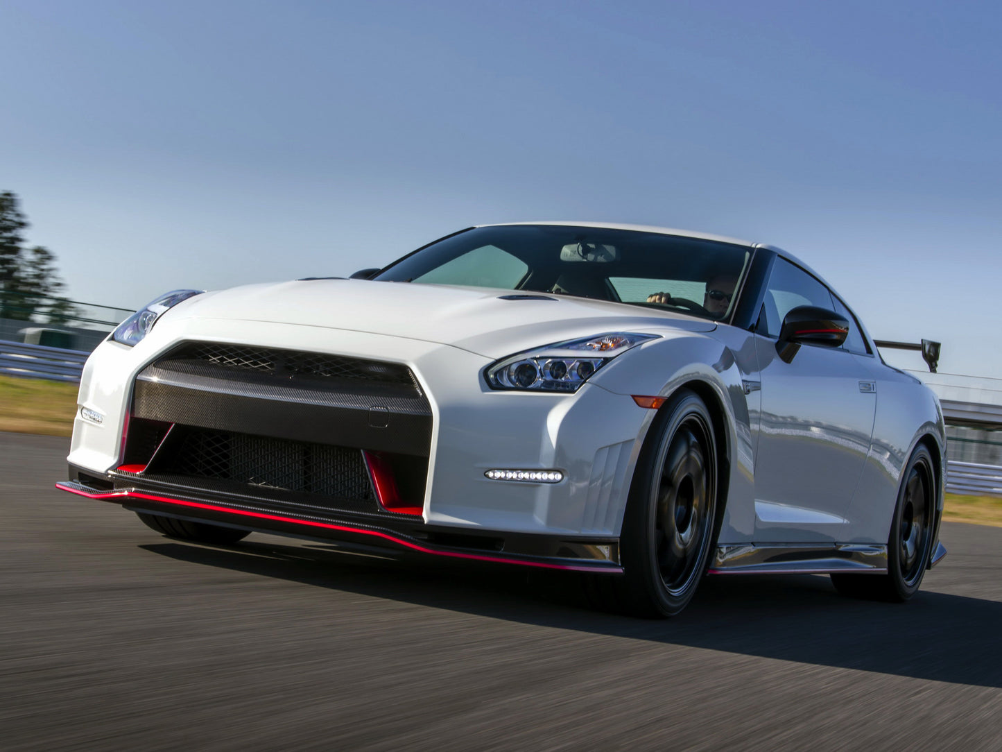 Nissan GTR R35 NIS Style Front Bumper
