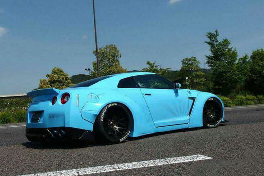 Nissan R35 LB Style Rear Fender