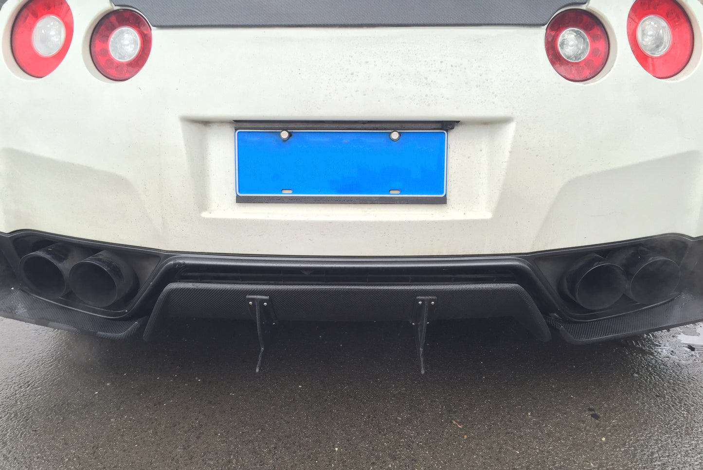 Nissan GTR R35 TP-Style Rear Lip Diffuser