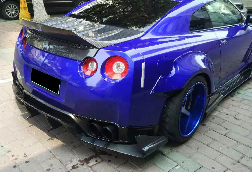 Nissan GTR R35 TP-Style Rear Lip Diffuser