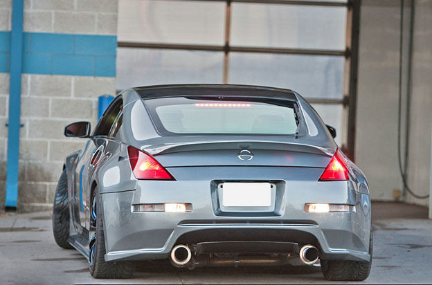 Picture of Z33 350Z DO style wide body rear bumper with diffuser